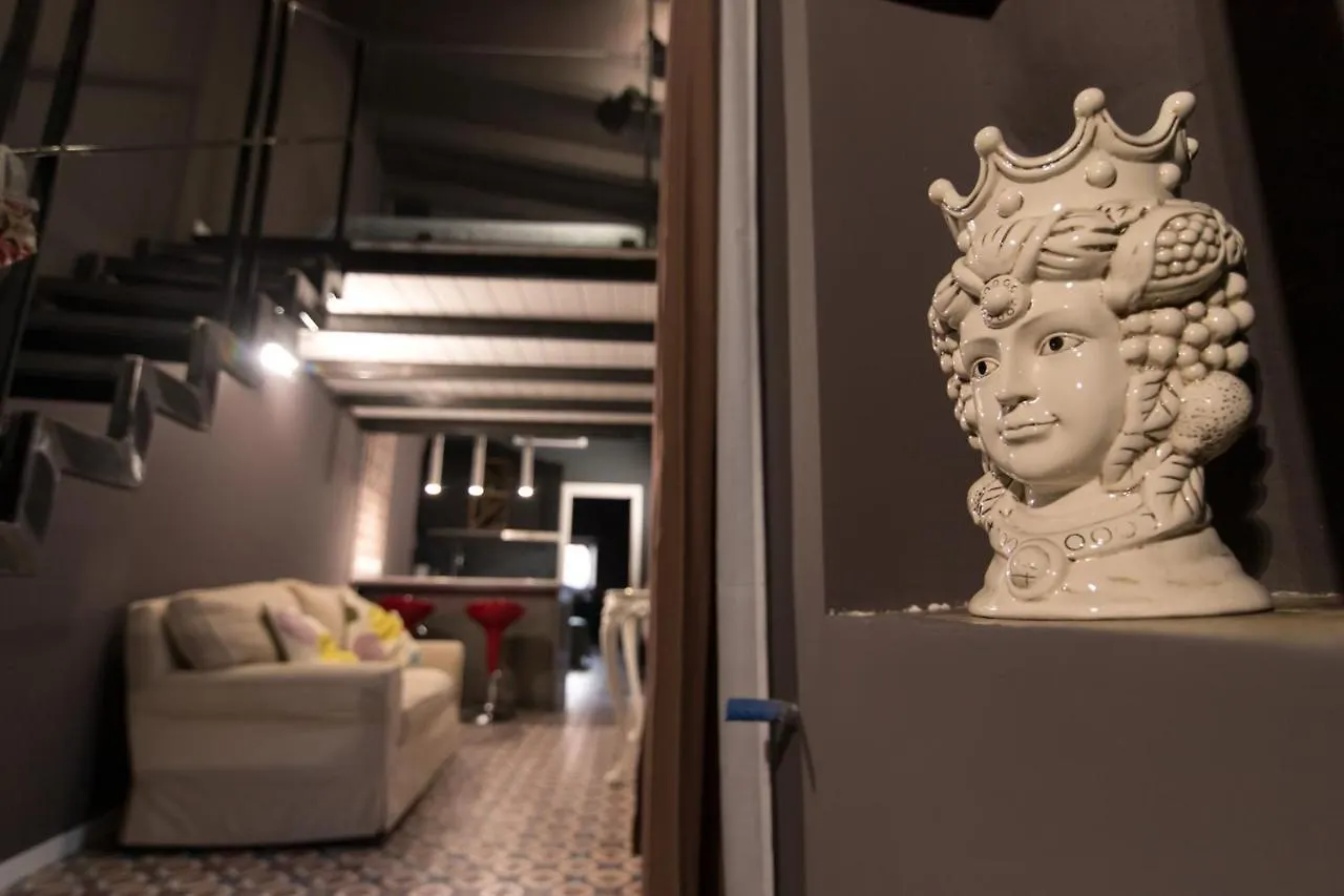 Il Sacrato Di Casa Loreto カターニア アパート