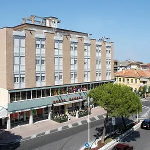  Appartamento Quali sono i migliori hotel vicino a Santuario della Madonna dell'Angelo? Italia